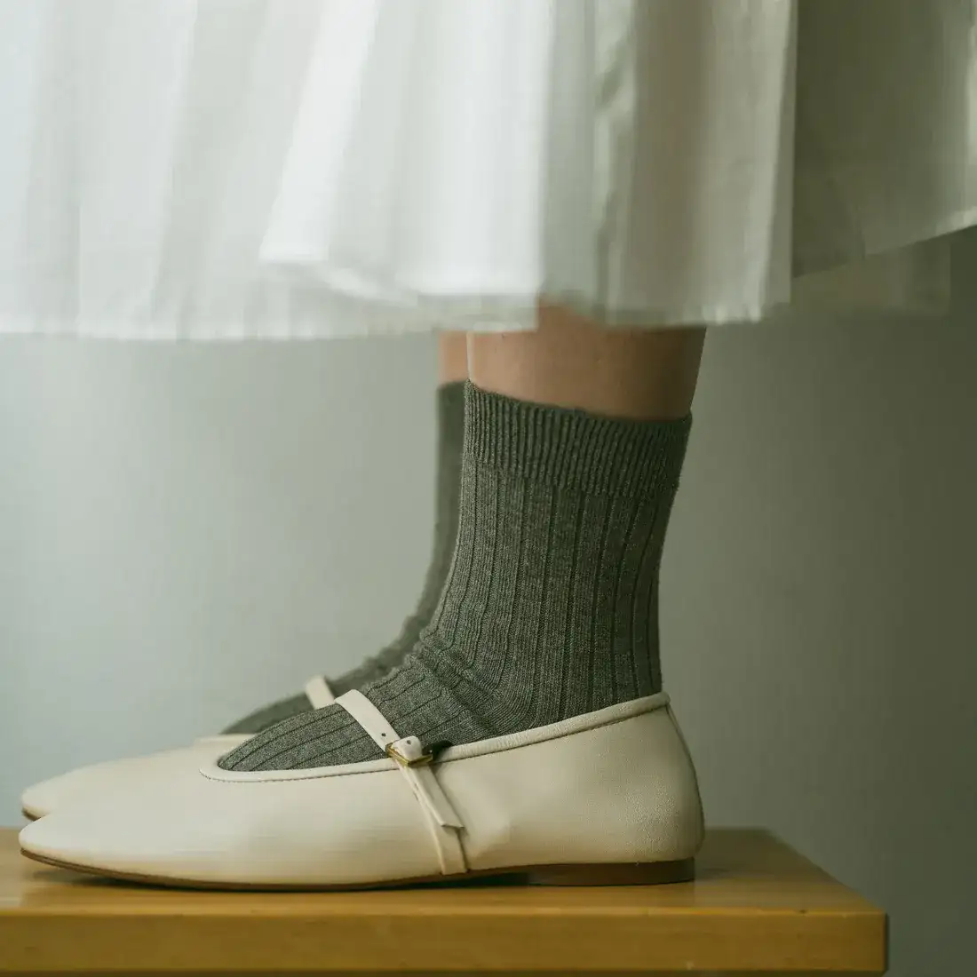 Gray / Bahalana Casual Rib Socks - Image 3