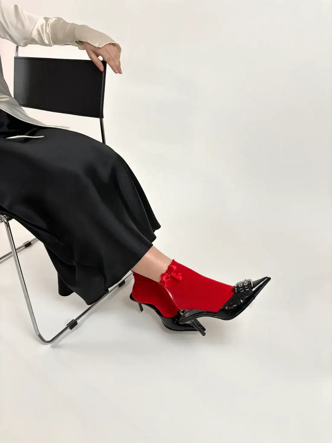 Red Red Bow / Baw Socks / Bahalana - Image 3