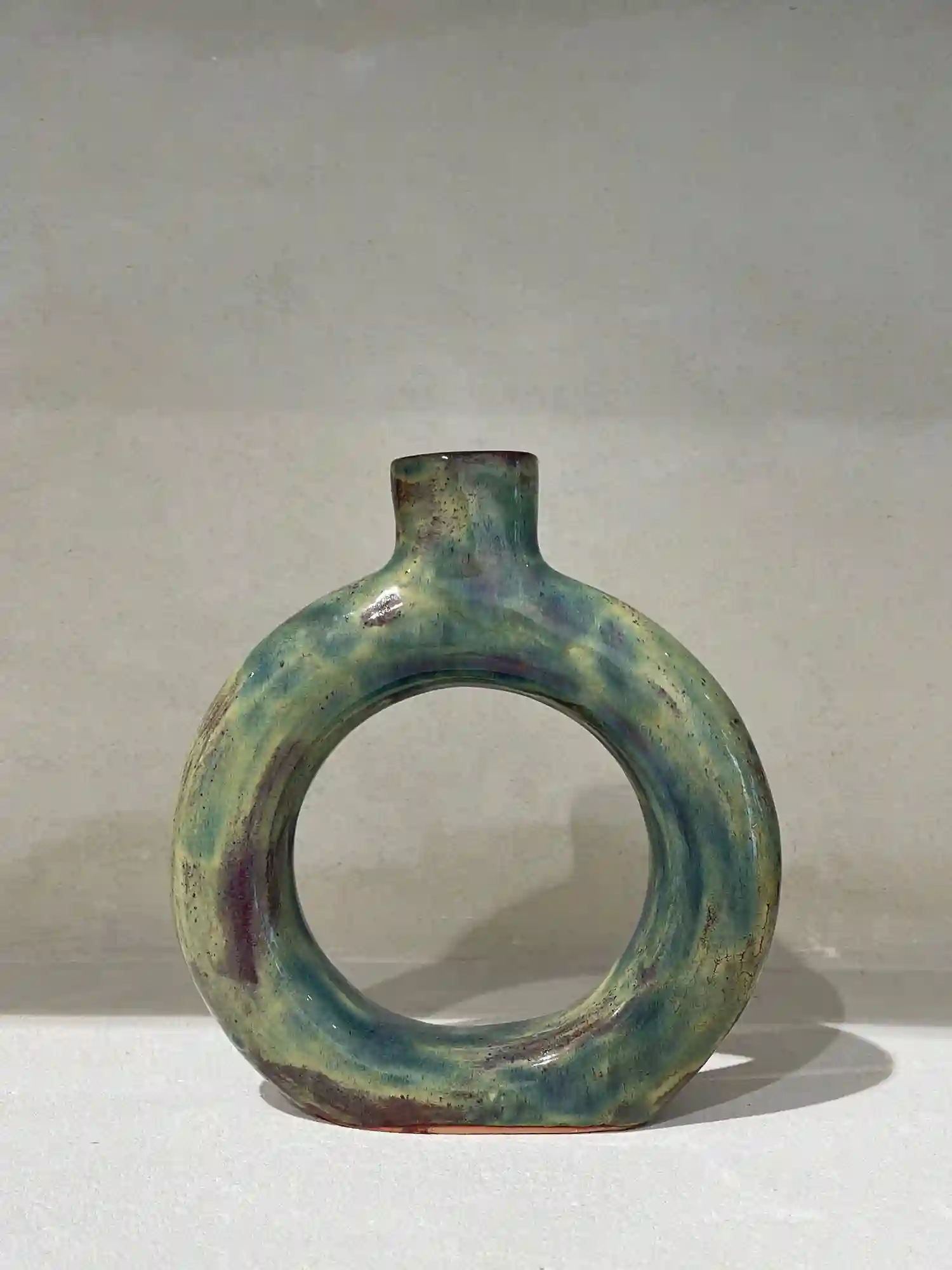 JARRÓN CIRCULAR ESMALTADO