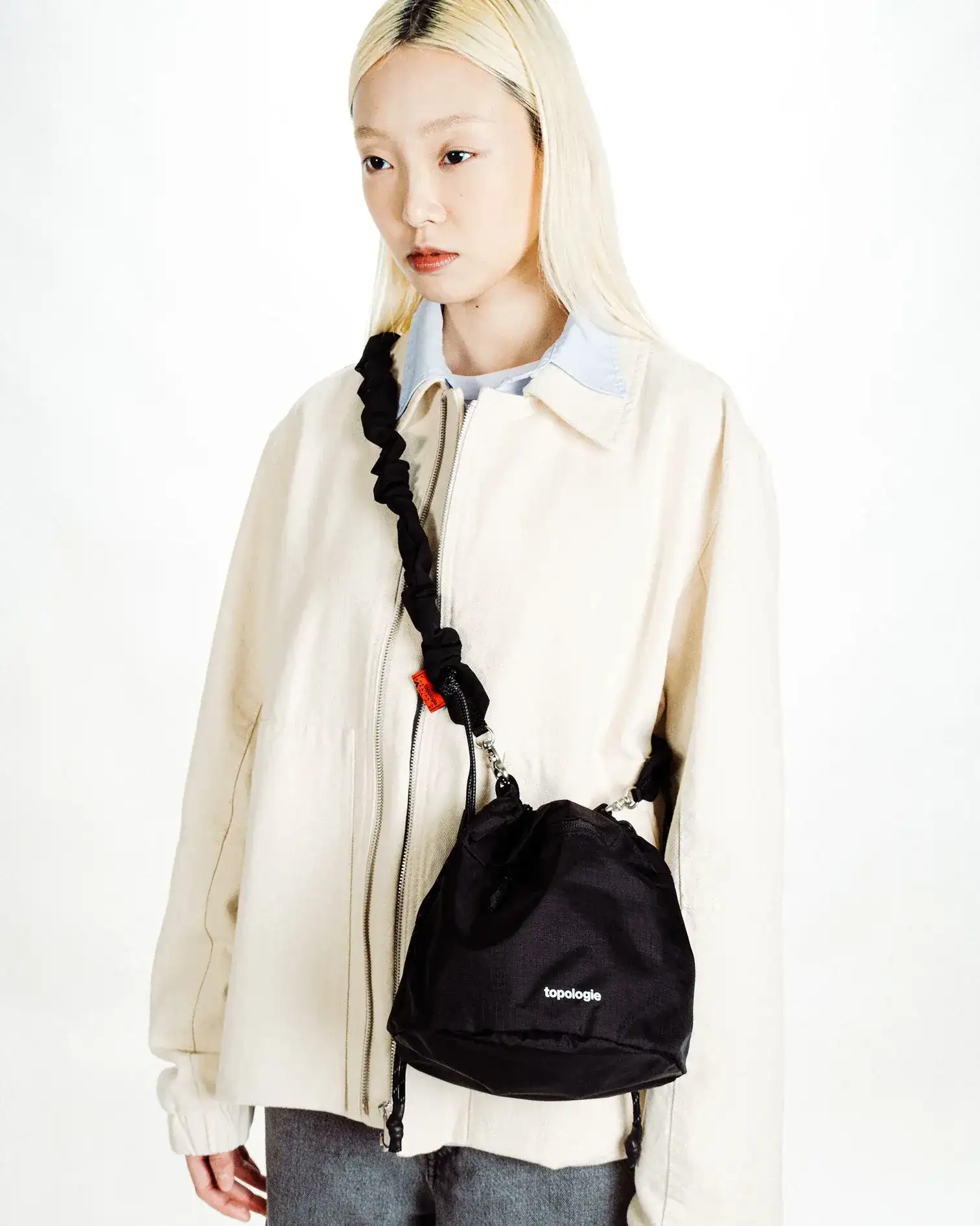 Bucket reversible (Black Tech Sateen) / Topologie - Imagen 5