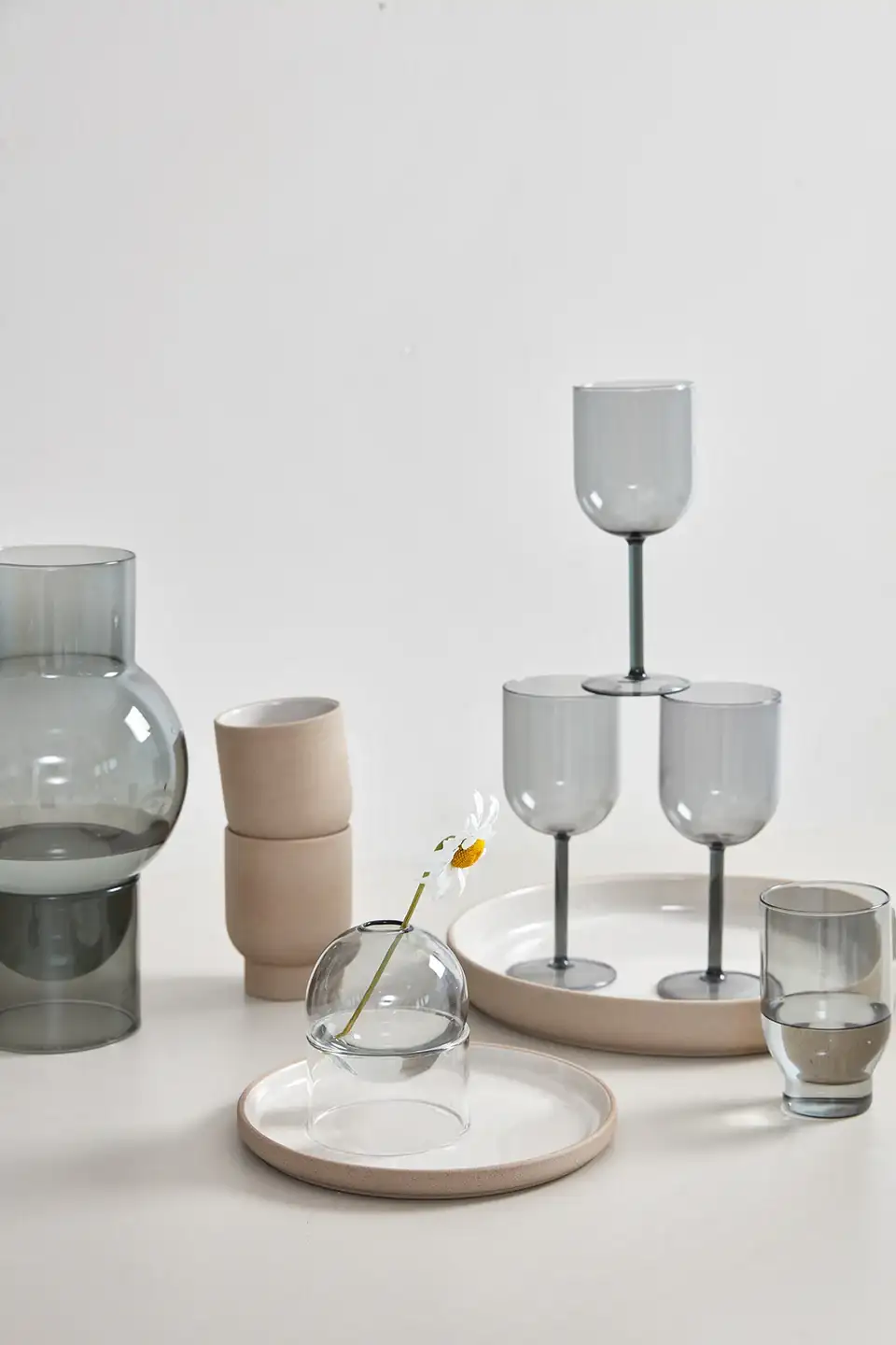 2PCS / Studio About Smoked Crystal Cups - Image 3