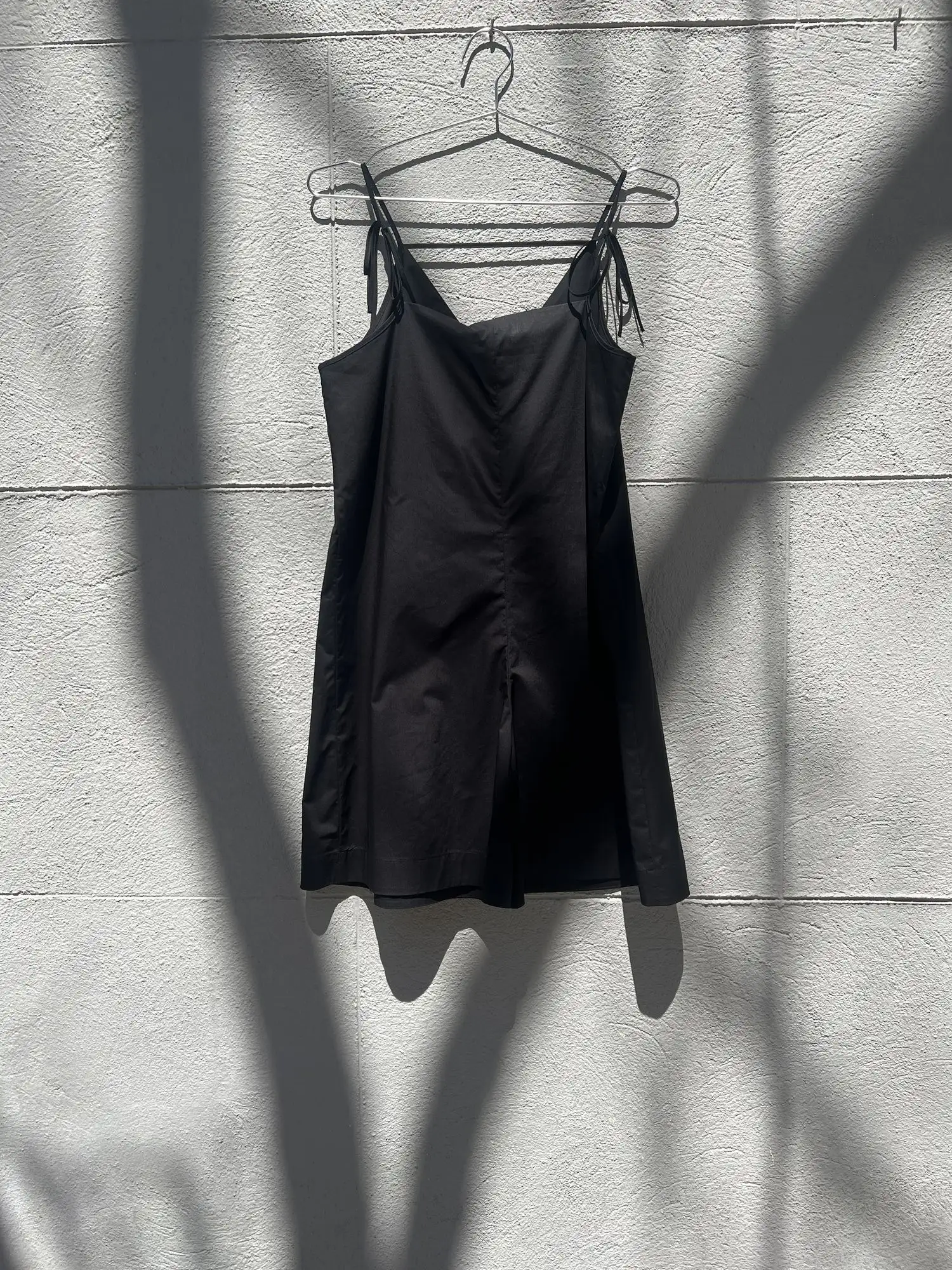MONO CORTO NEGRO / SOLOTRE