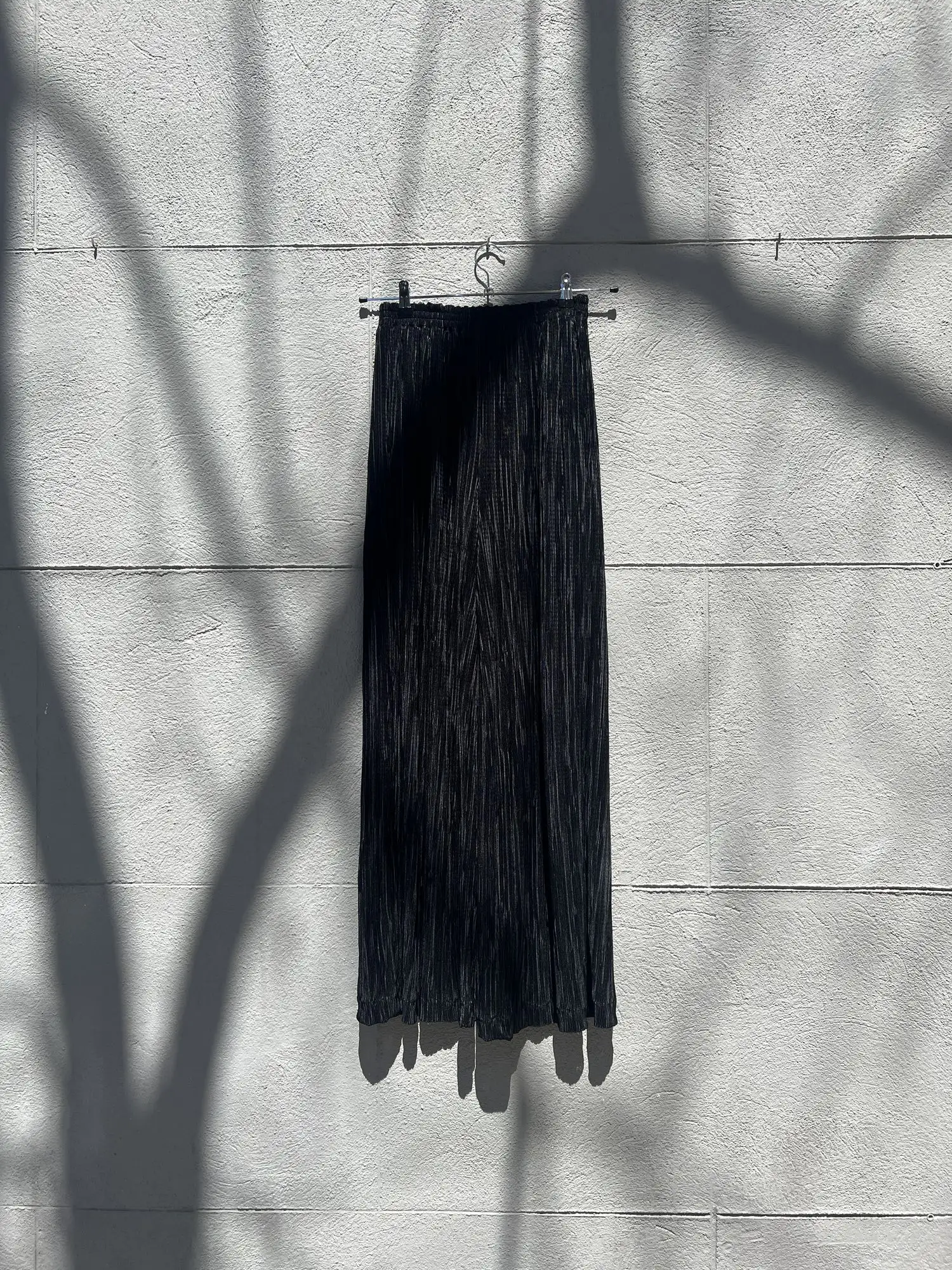 PANTALÓN ANCHO NEGRO / SOLOTRE