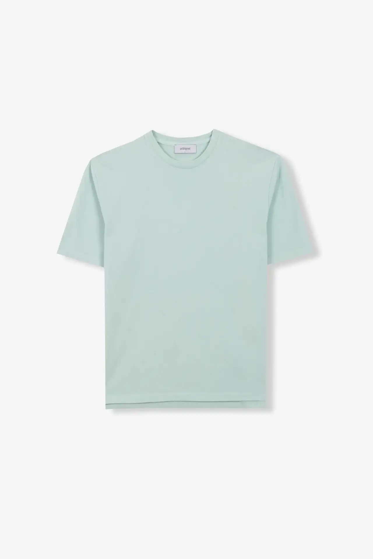 CAMISETA BÁSICA MENTA UNFEIGNED