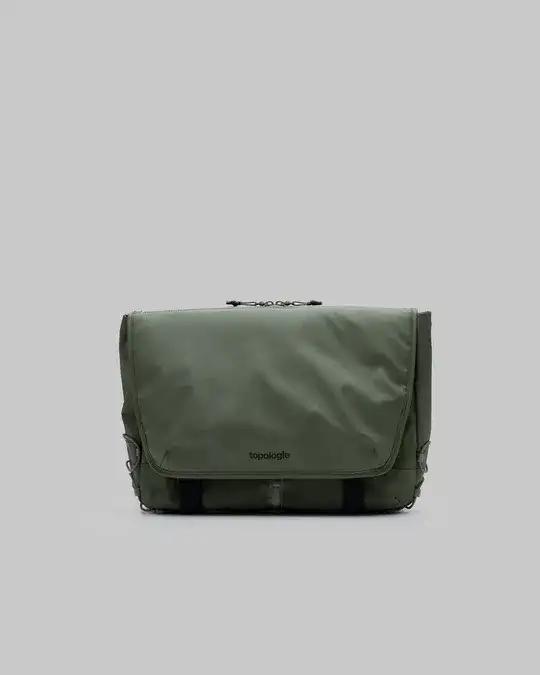 MESSENGER SACOCHE L (MOSS DRY) / TOPOLOGIE