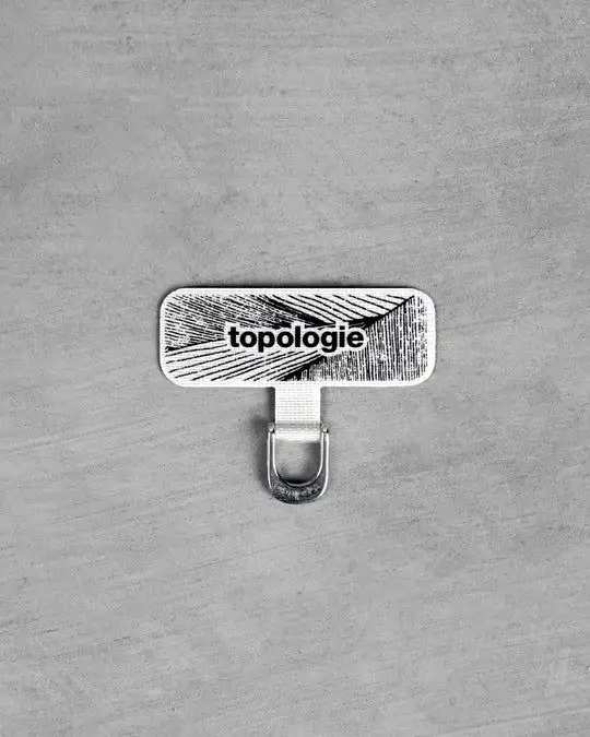 CASES D-RING PHONE STRAP (GREY) / TOPOLOGIE