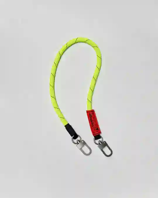 8MM WRIST STRAP (NEON YELLOW REFLECTIVE) / TOPOLOGIE