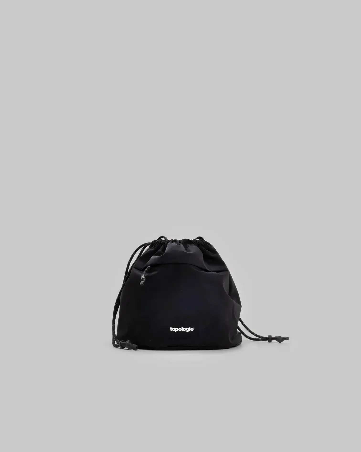 Reversible Bucket (Black Tech Sateen) / Topologie
