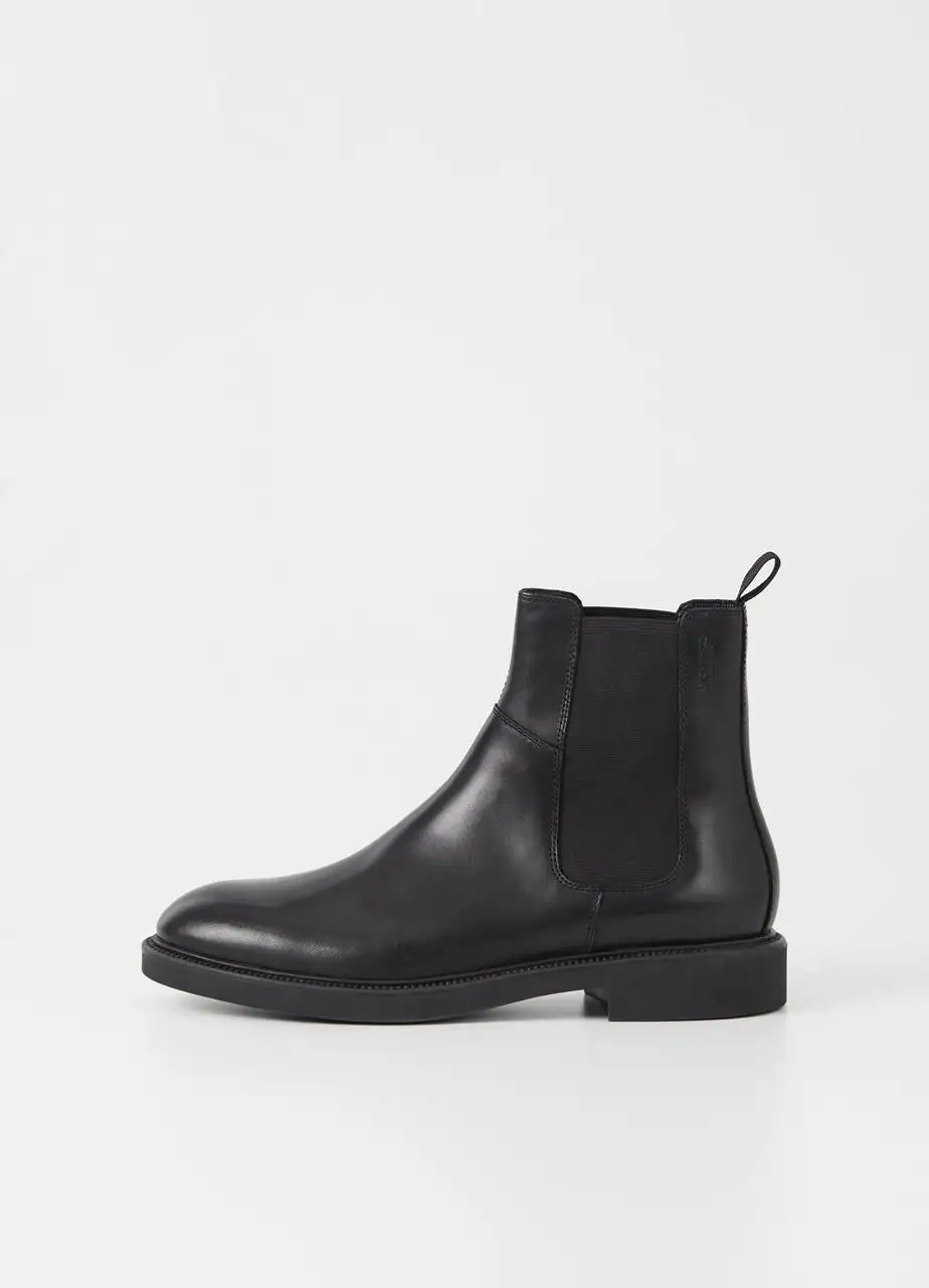 Chelsea Álex /Vagabond
