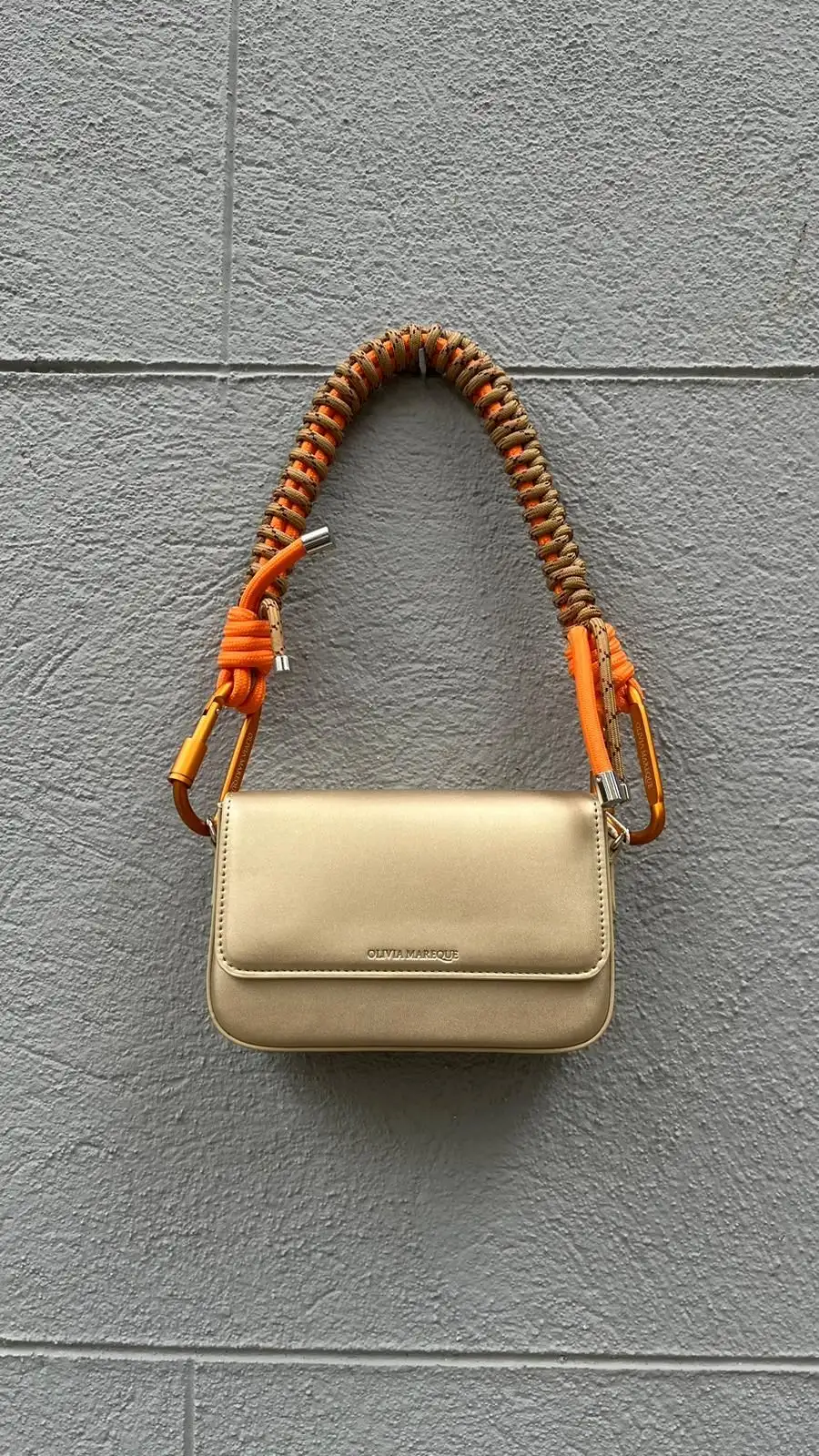 PANTONE DORADO /CORREA NYLON NARANJA