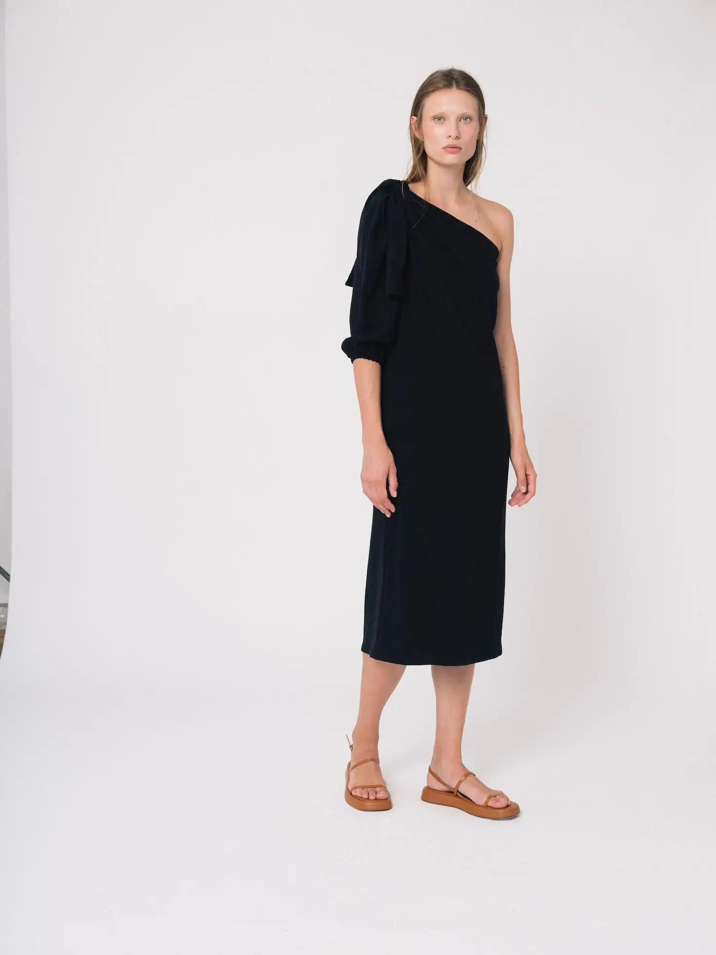 VESTIDO LAMYA