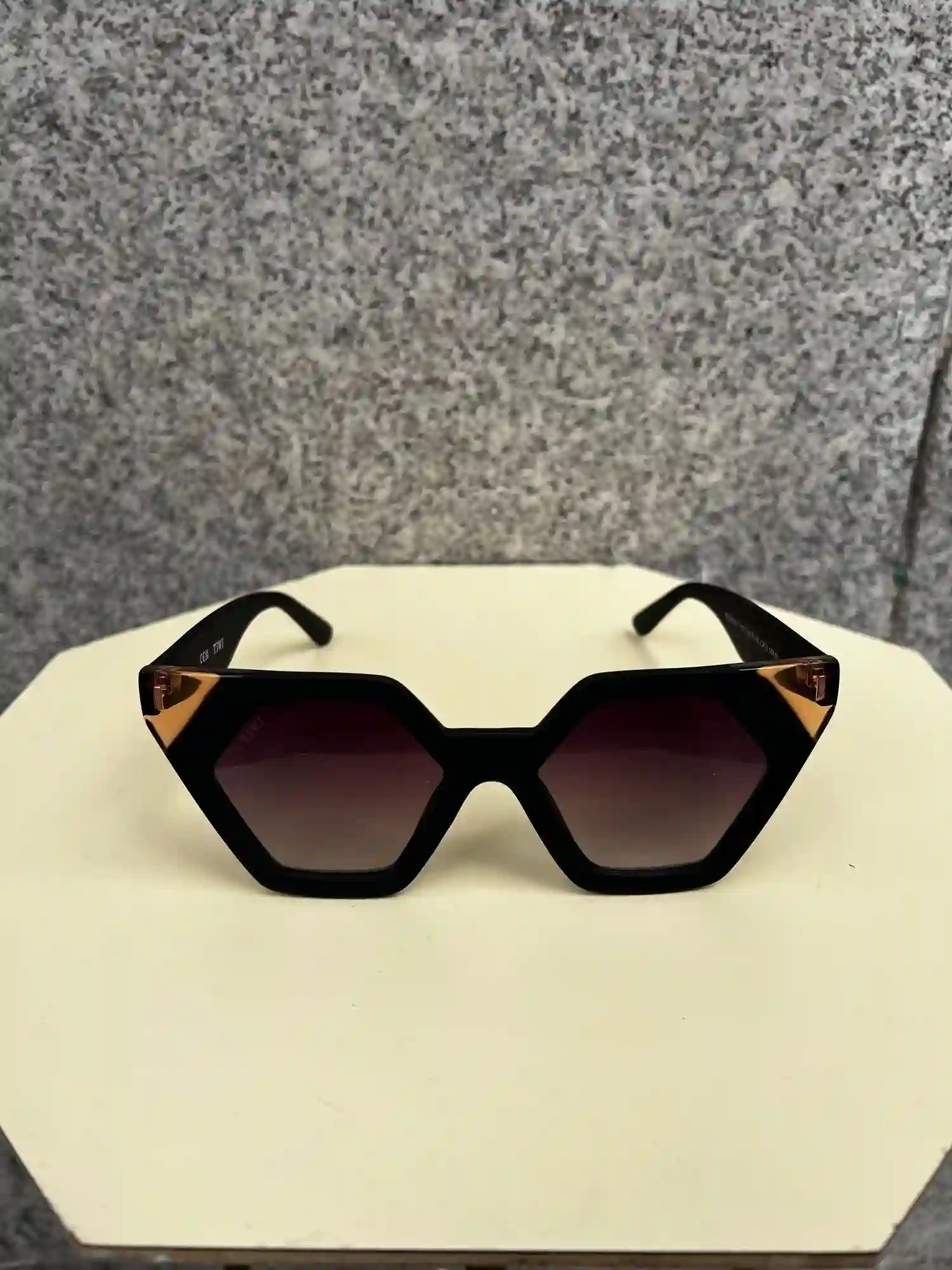 HEXAGON BLACK-PINK / TIWI