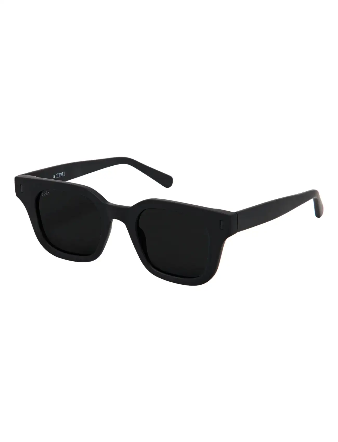 LIO TOTAL BLACK EDITION / TIWI