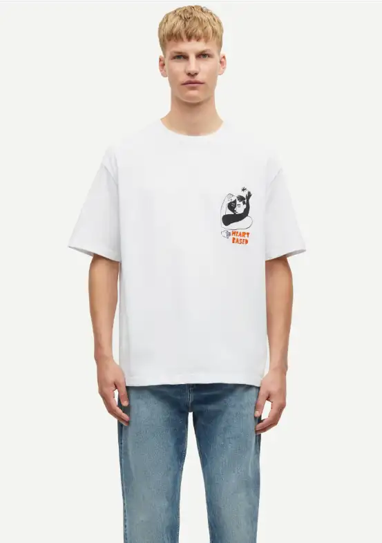 CAMISETA HEART / SAMSOE SAMSOE