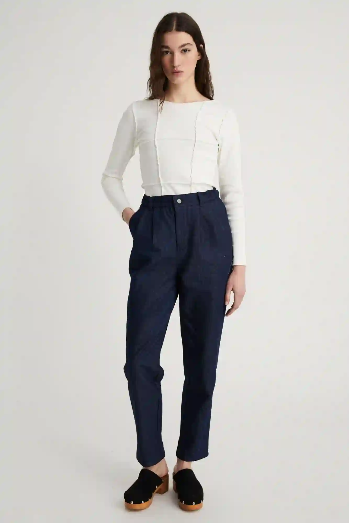 PANTALÓN PINZAS DENIM RECICLADO