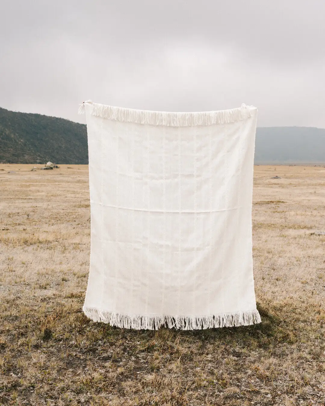 Manta blanca de lana de alpaca - Imagen 4