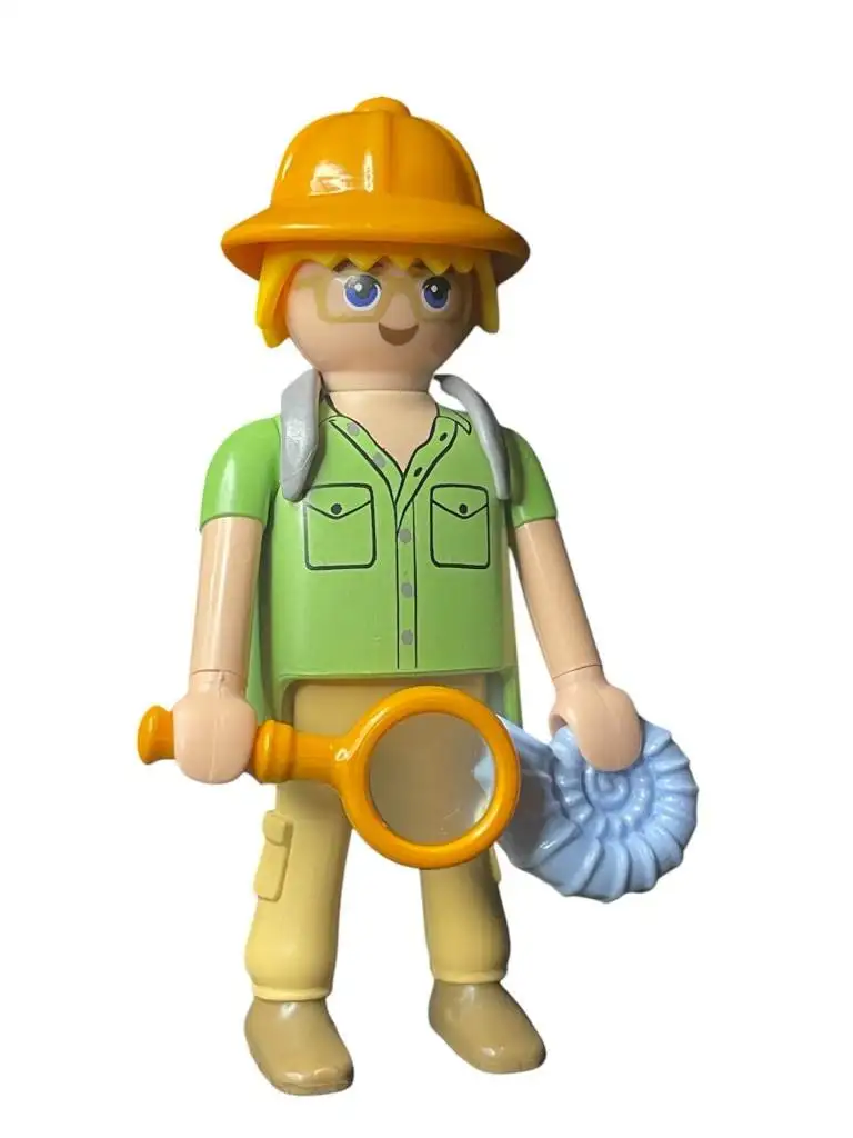 CT1598 Figura con Complementos