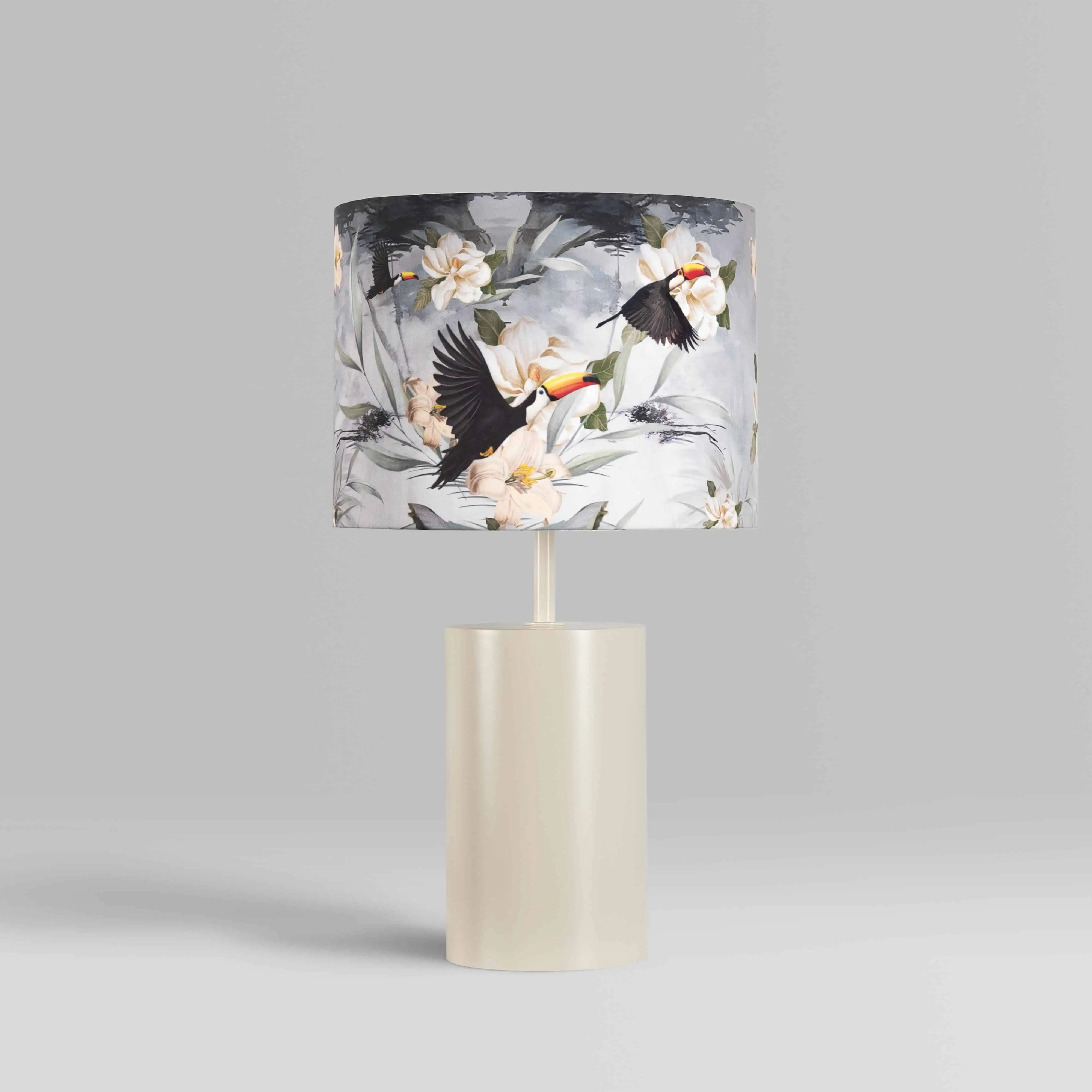 BRANCO LILIUM TABLE