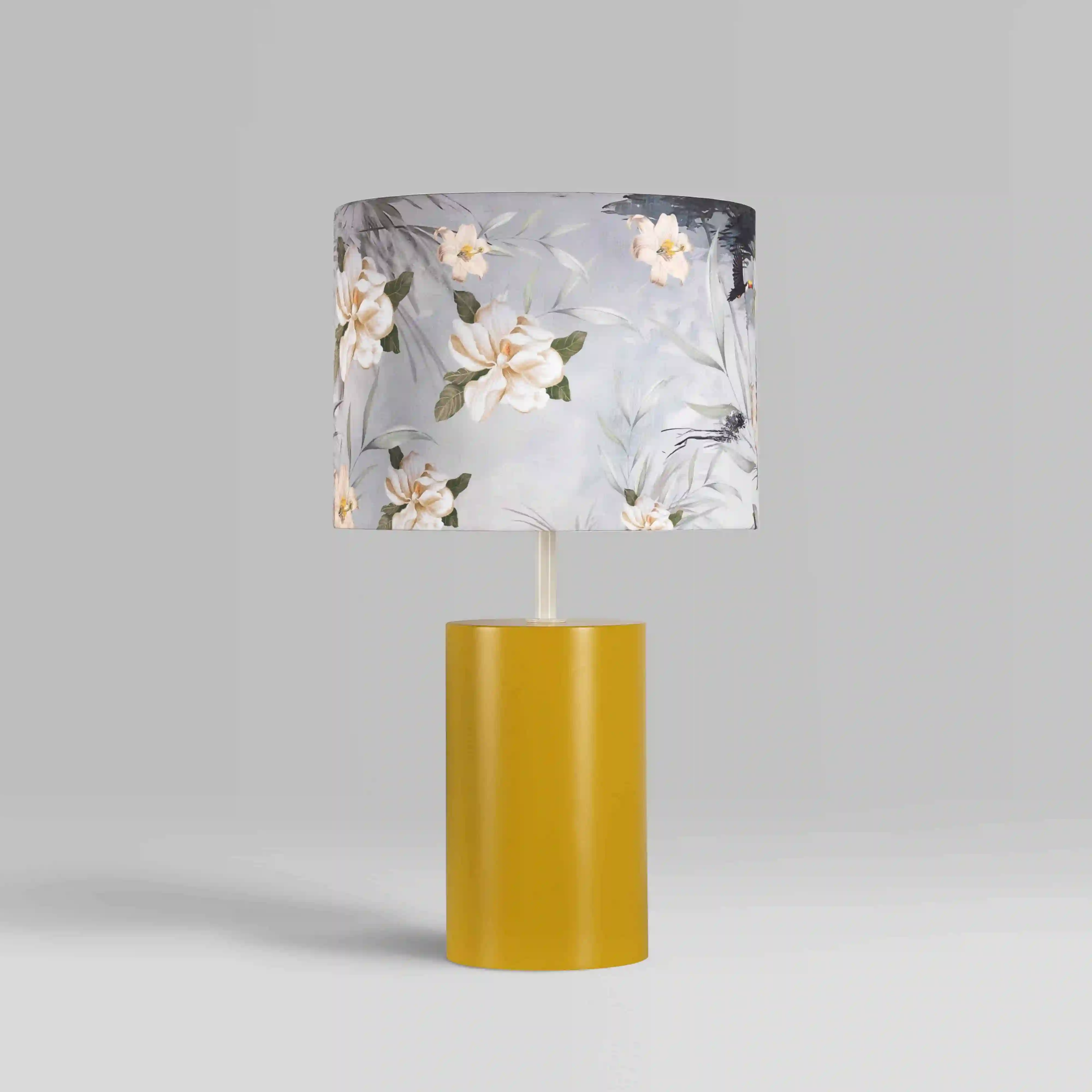 AMARELO LILIUM TABLE