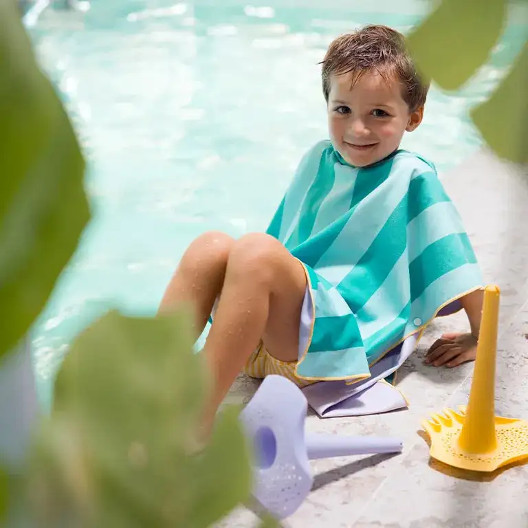 Poncho infantil de microfibra Quut - Imagen 7