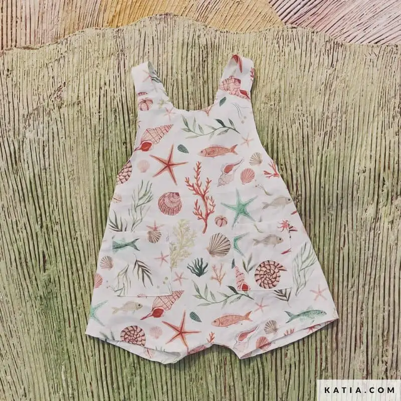 KATIA FABRICS TRAVEL POSTCARDS MAGAZINE - Image 27