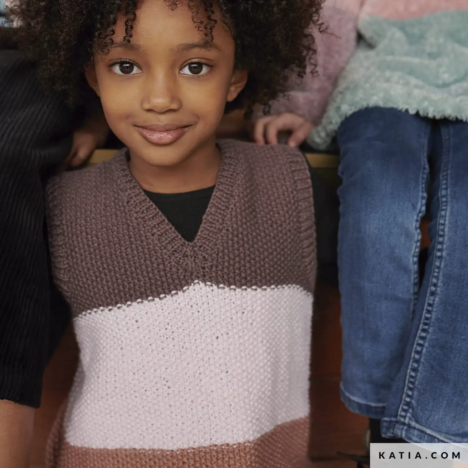 Katia Children 99 Magazine - Image 7