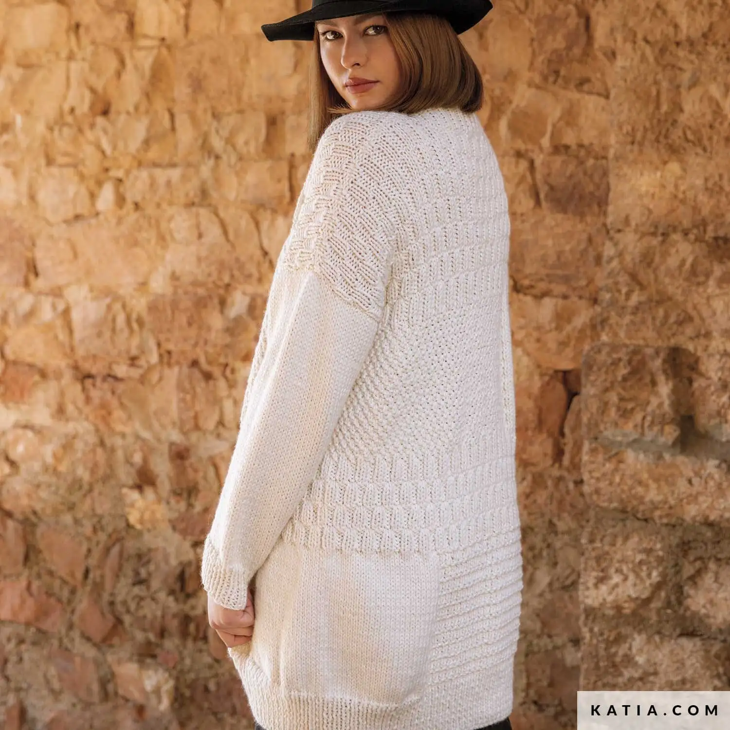 Katia Woman Essentials 107 Magazine - Image 27