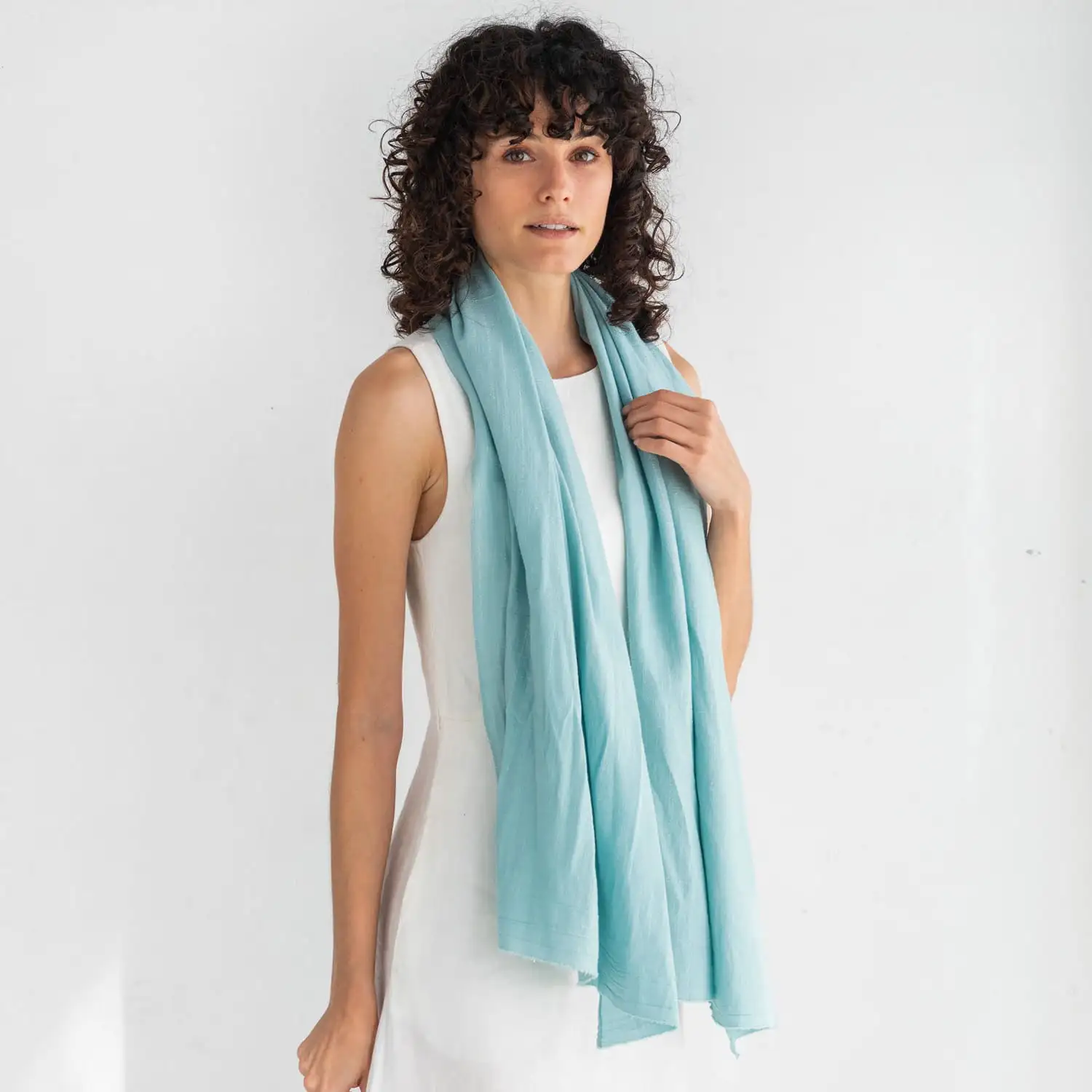 Sari Gold Raw - Image 4