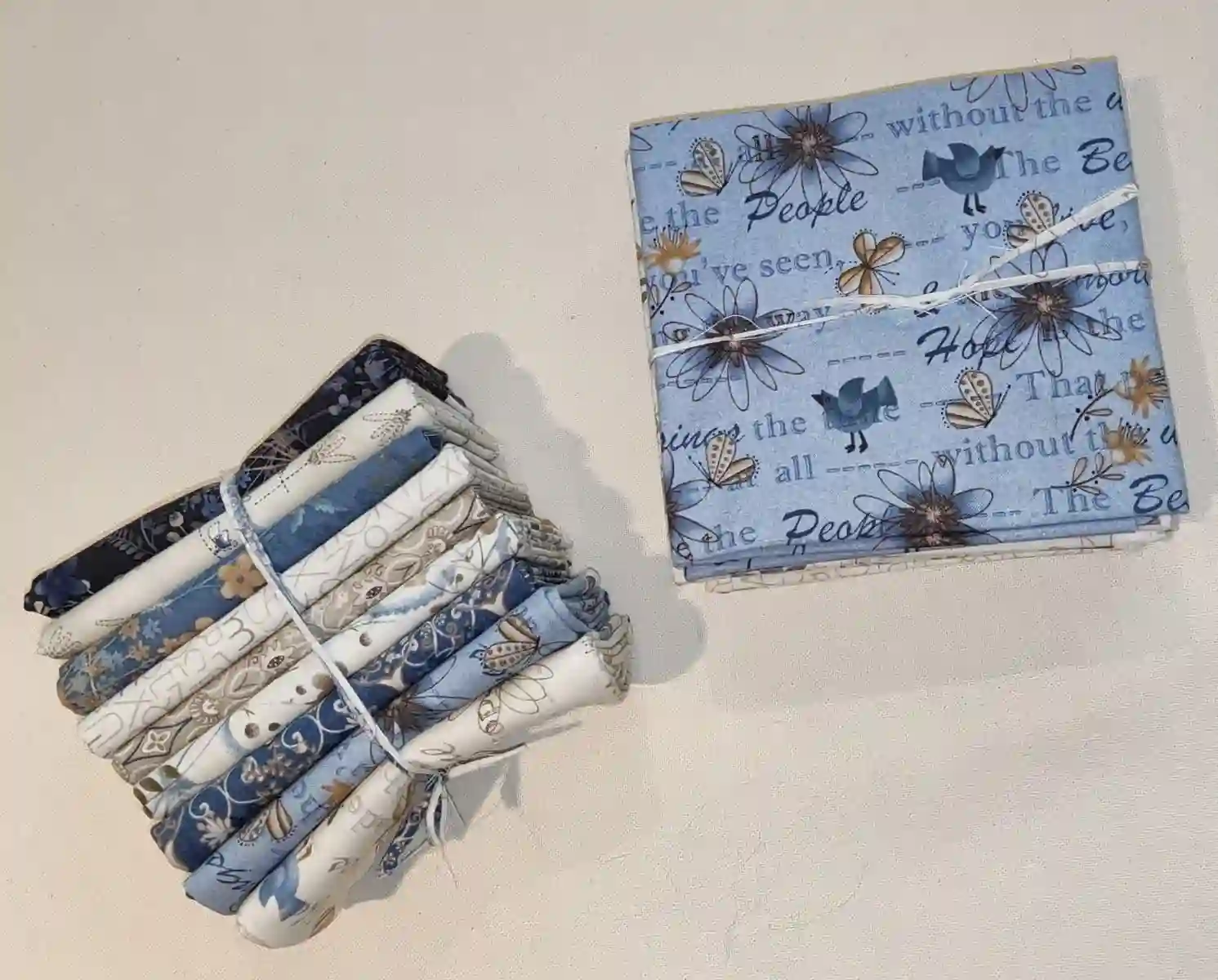 Tela BLUEBIRD OF HAPPINESS (colección en fats)