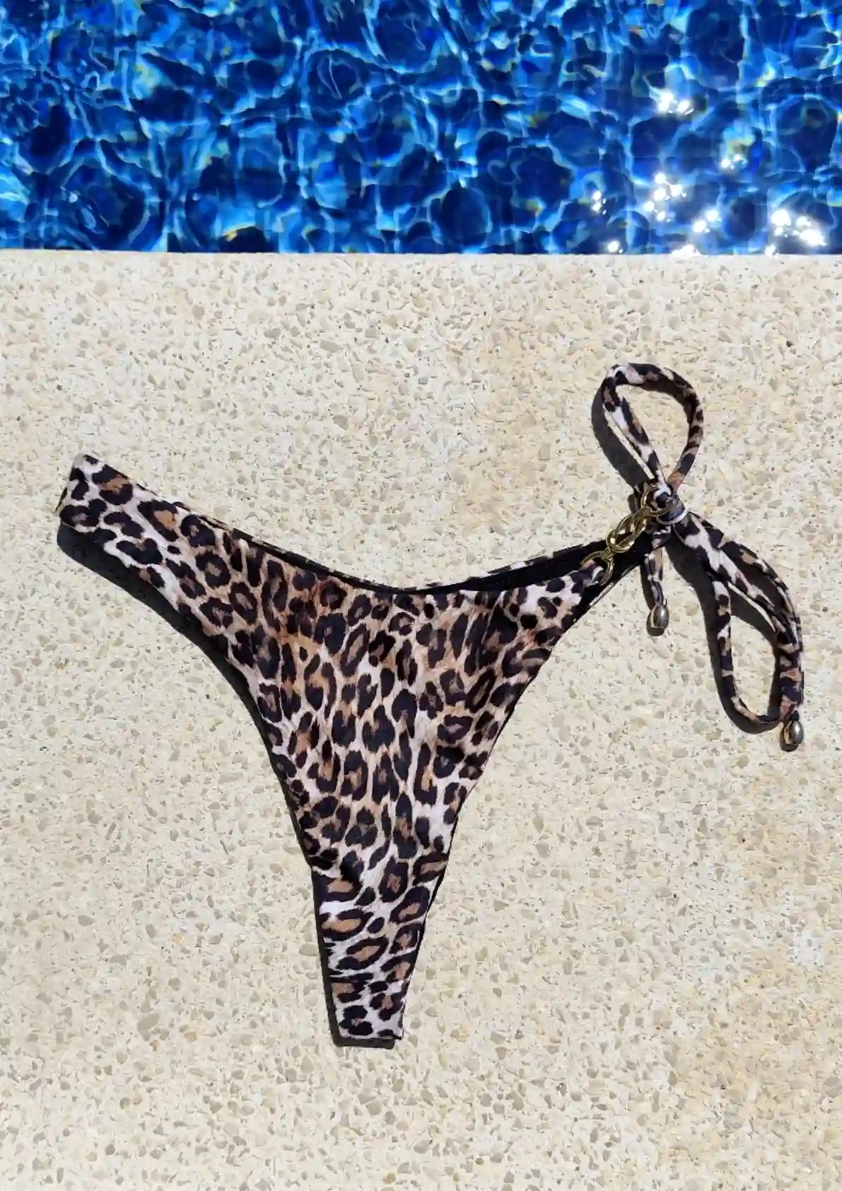 NC-0056 BRAGUITA Kimberly leopardo