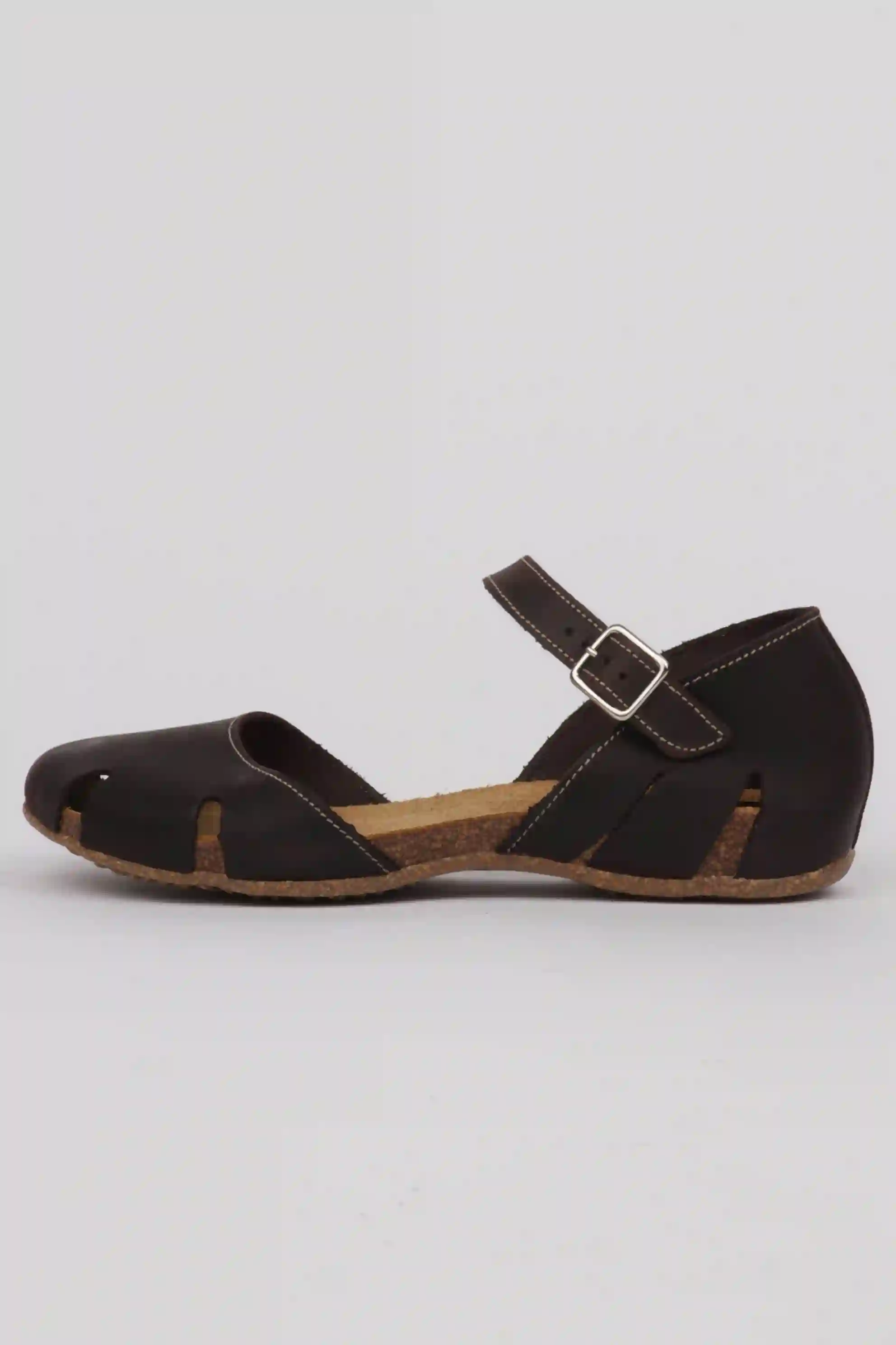 Interbios Sandals Woman Toe and Closed Heel Color Brown