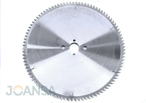 Sierra Circular para corte de Aluminio  D:450 mm - G:4,0 mm - D eje: 30 mm - Z: 96 Joansa