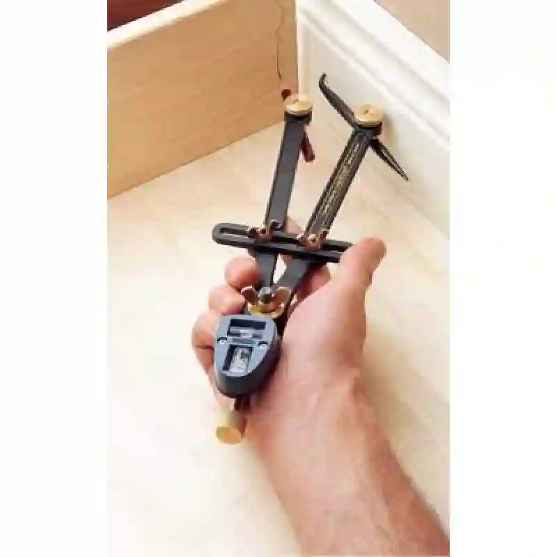 Compás con nivel para copiar molduras Veritas