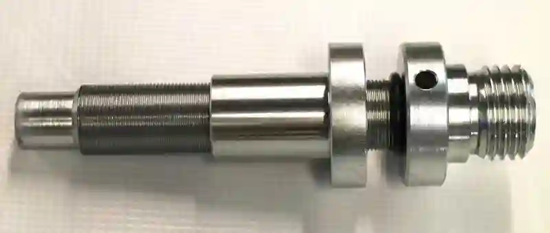 Husillo paso 14 para Sistema de Roscado con rosca 33x3,5 HOPE.