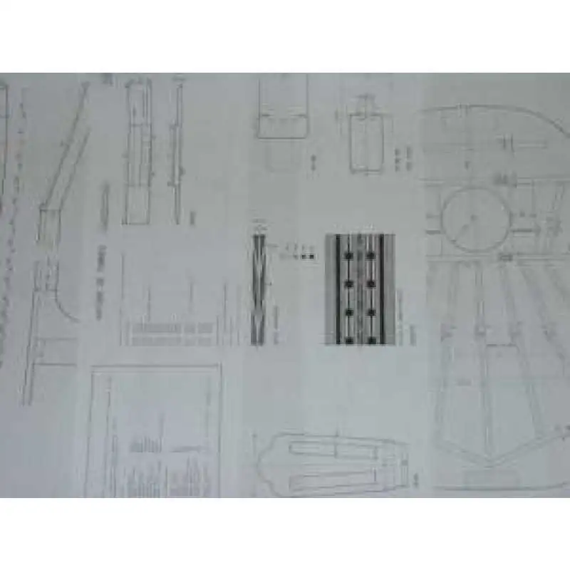 Plano para la construcción de una guitarra Santos Hernandez Madinter