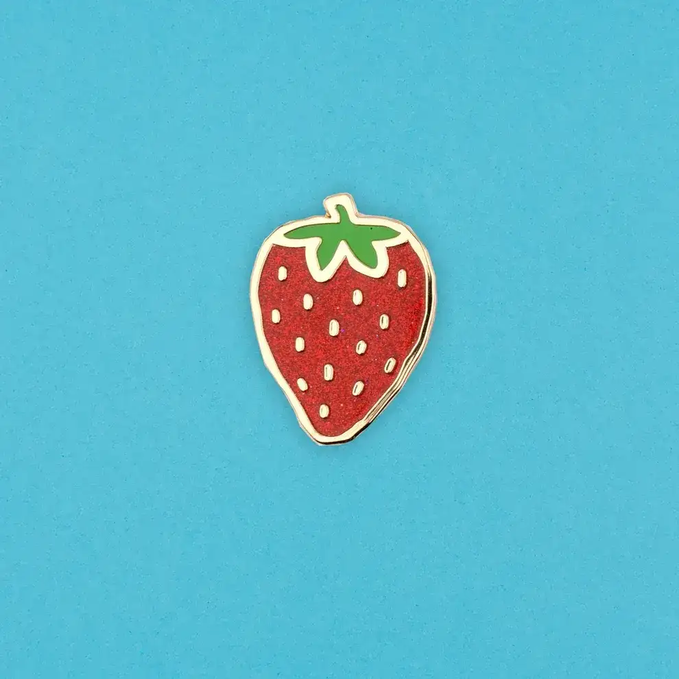 Strawberry pin / Coucou Suzzette