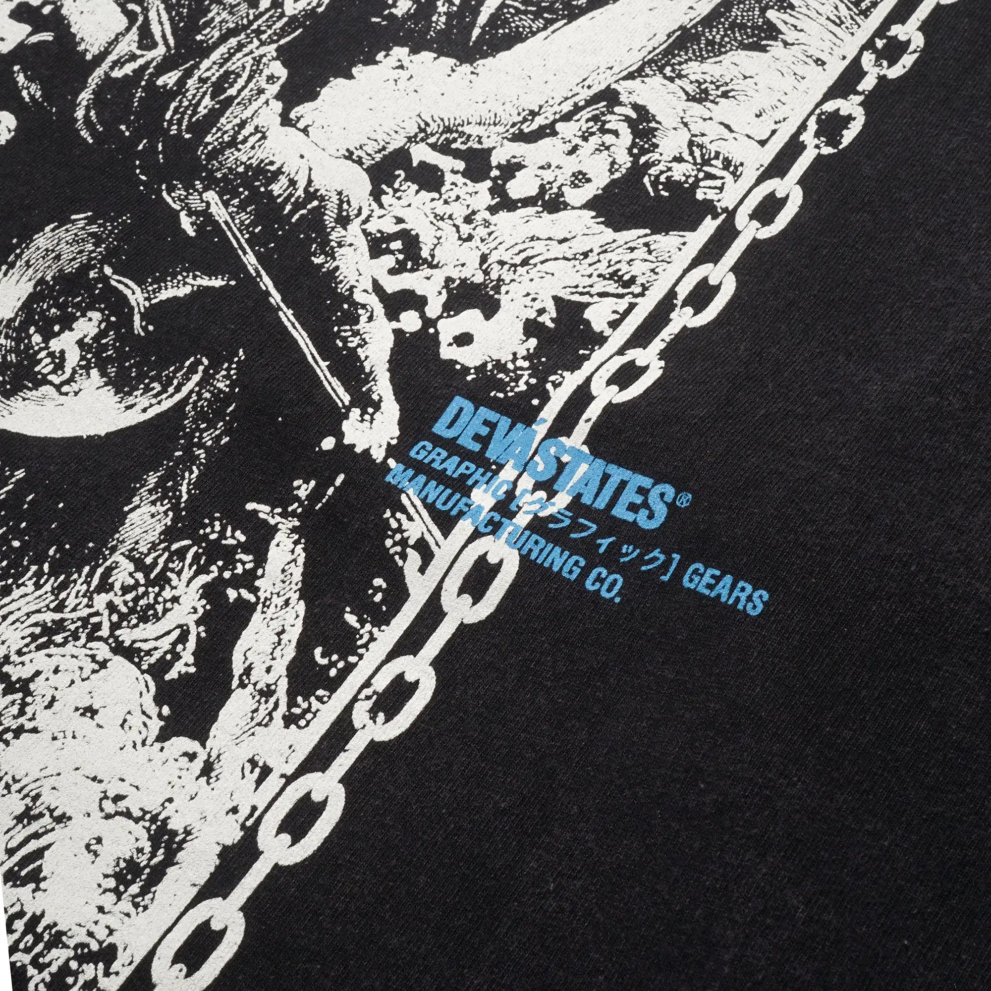 Devá States Guerre Gfx Long Sleeve Tee - Imagen 3