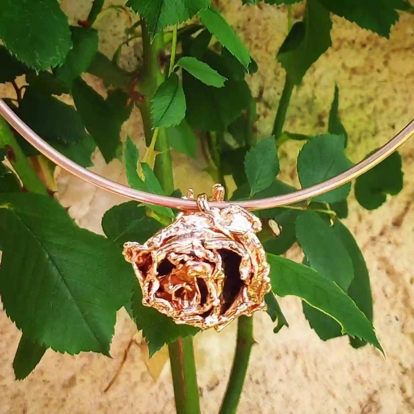 Colgante Rosa Electroformada