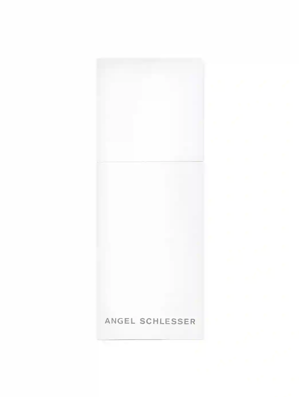 Angel Schlesser  Femme