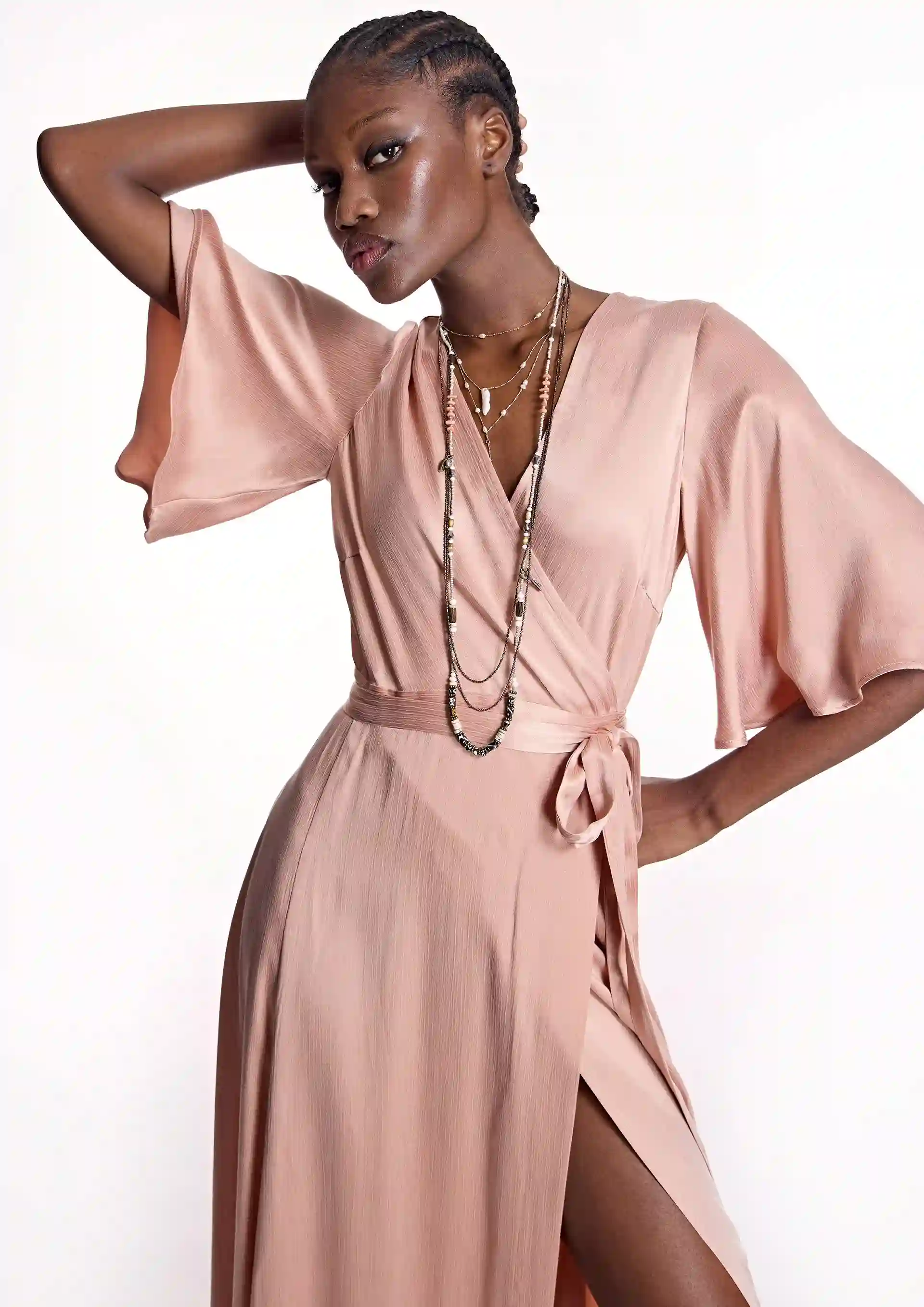 Vestido ALBA CONDE cruzado rosa