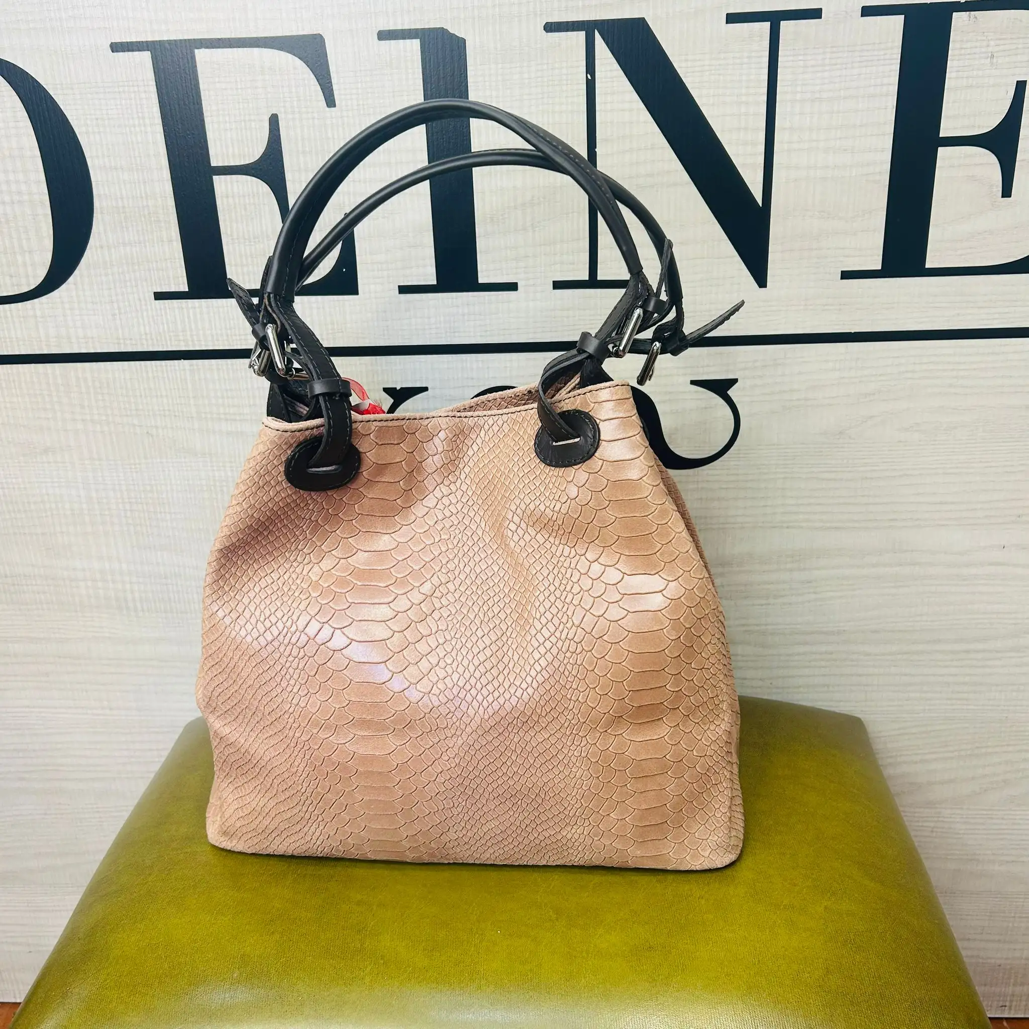 Snake -style leather bag - Image 4