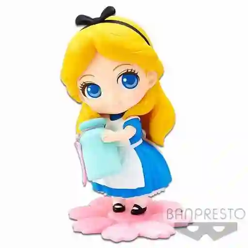 Sweetiny figure.  Alicia see. A