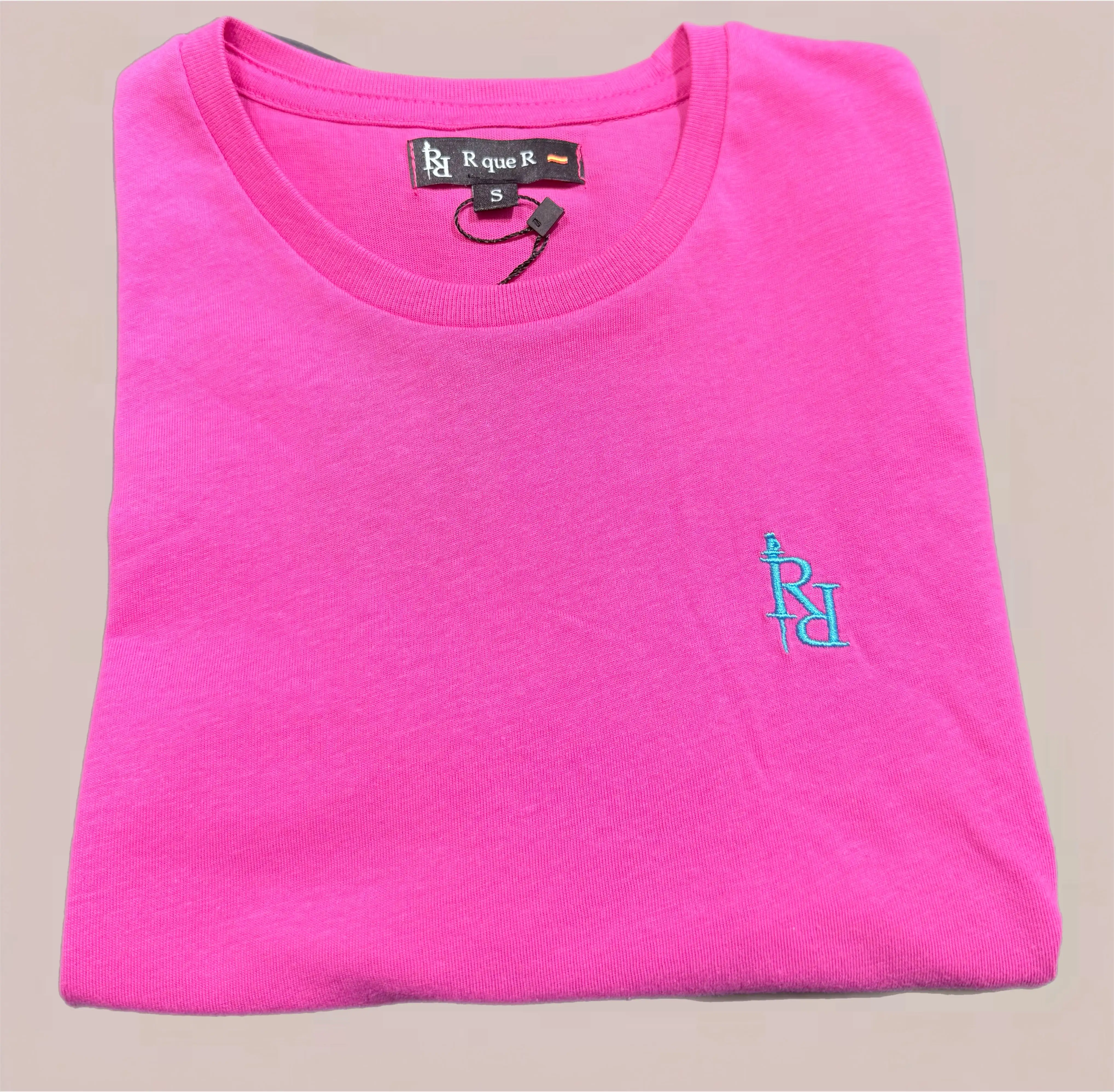 Fuchsia Woman Rquer T -shirt - Image 4