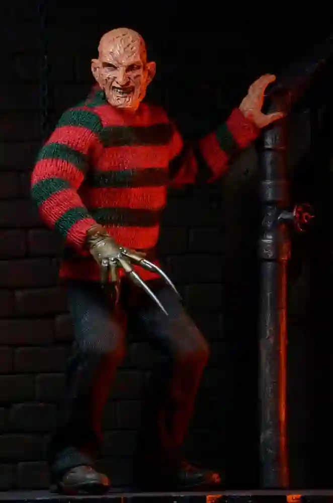 FIGURA NECA REEL TOYS A NIGHTMARE ON ELM STREET  CLOTHED FREDDY KRUEGER ULTIMATE