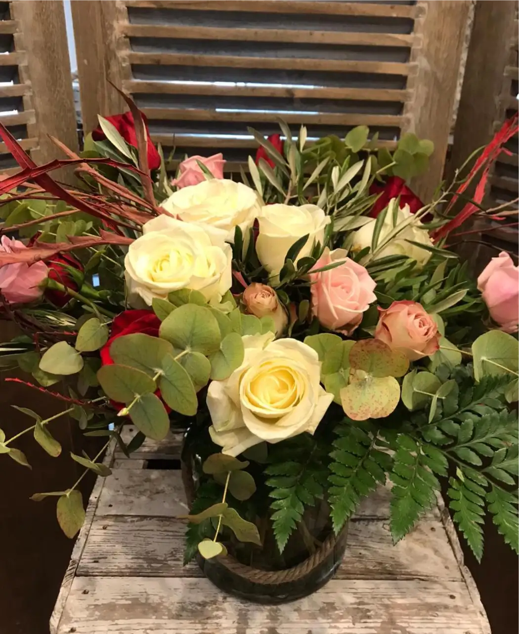 Ramo de Rosas Variadas