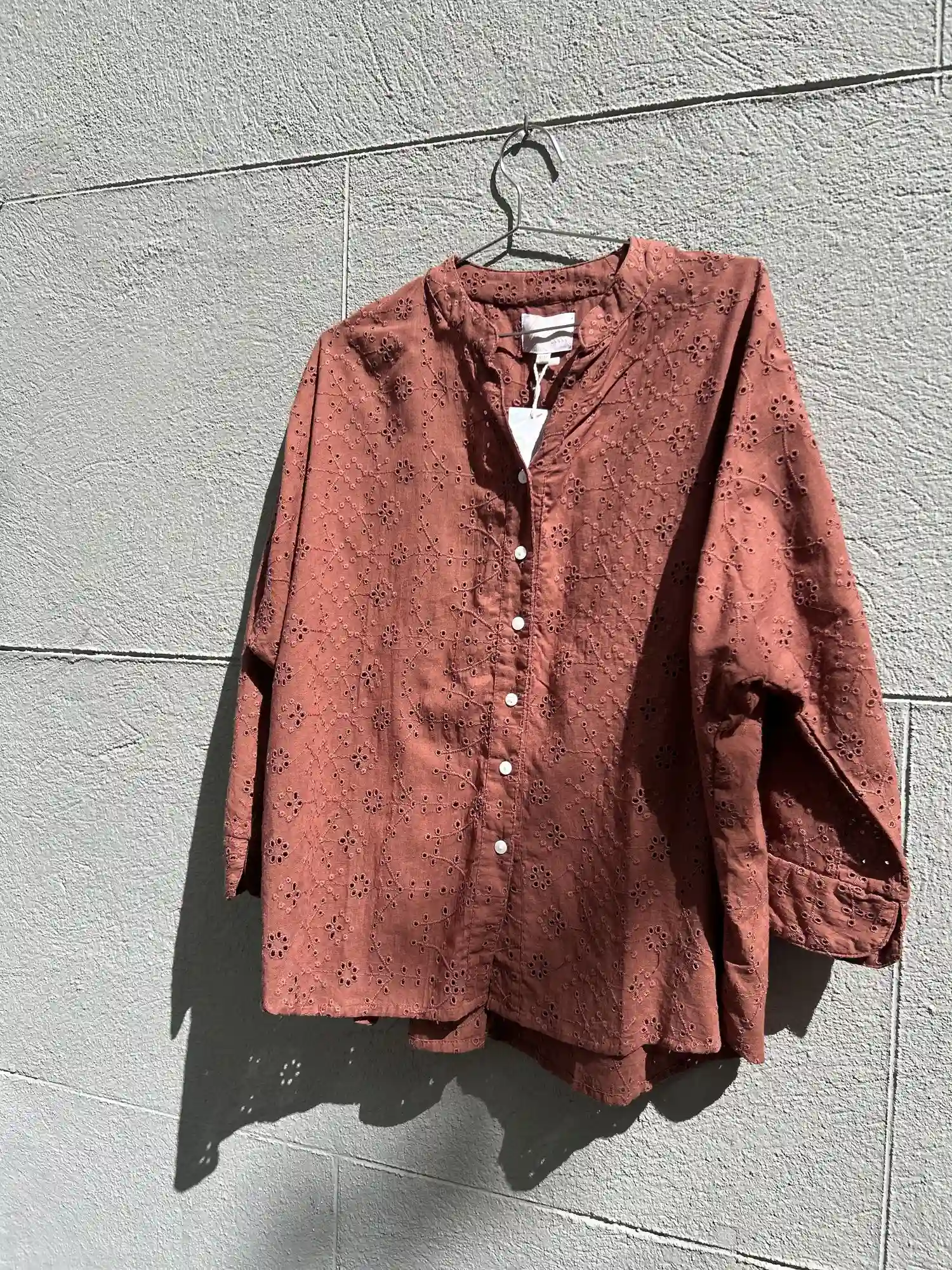 CAMISA MARION BURDEOS MAITANE BILBAO