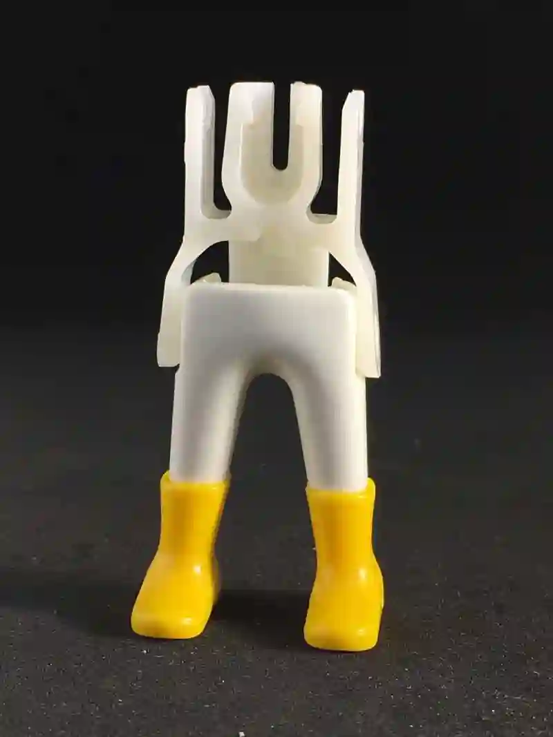 Legs_0077 white yellow boot pants