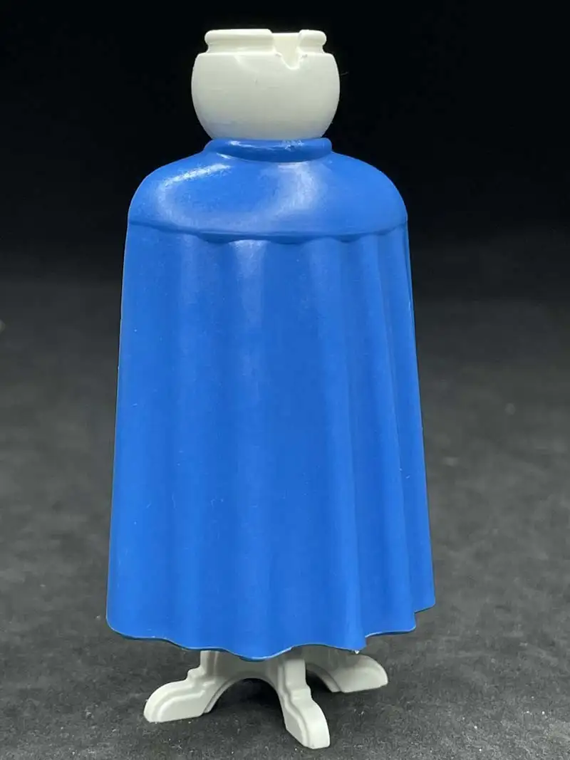 Capa_0098 Playmobil Blue Long Layer