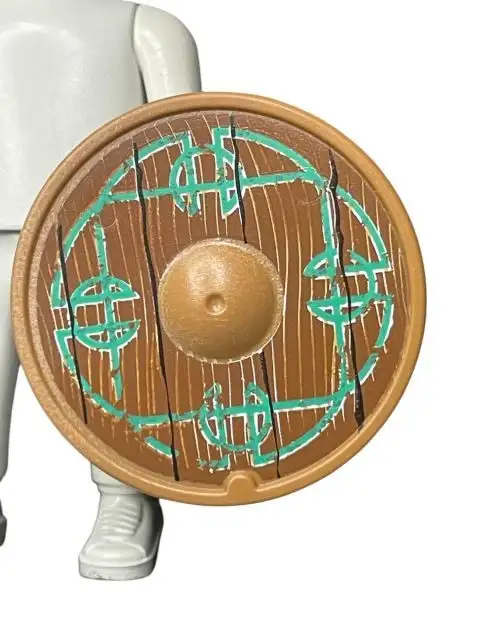 Shield_0270 Wooden round shield