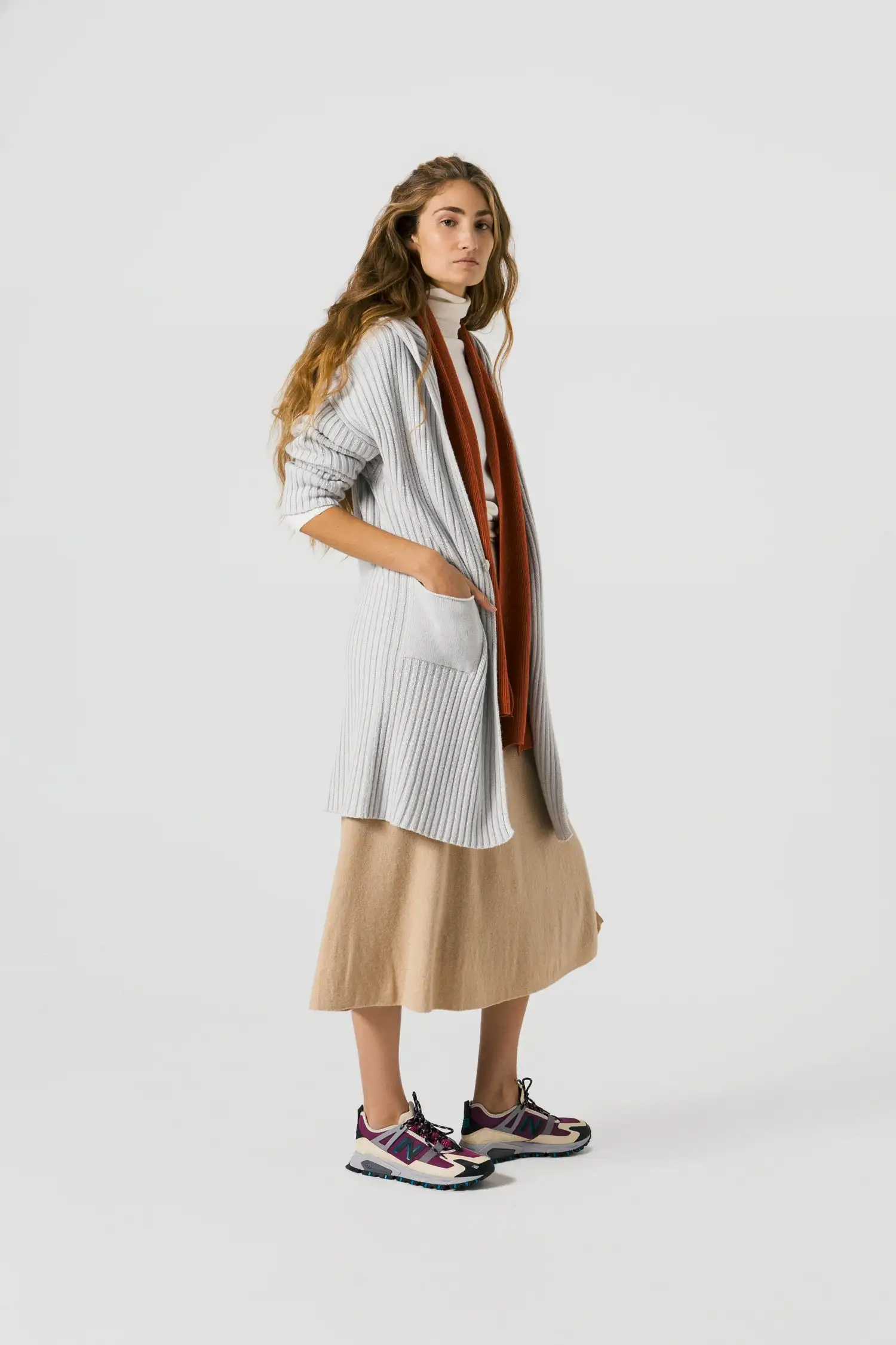 Mujer - Cárdigan ribbed con capucha - Imagen 5